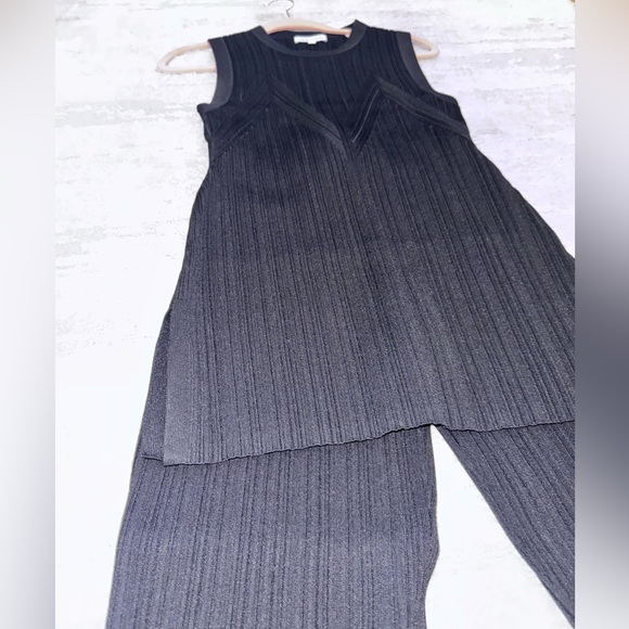 Veronica Beard Black Semma rib knit top and matching Massaro rib knit pant - Picture 5 of 8